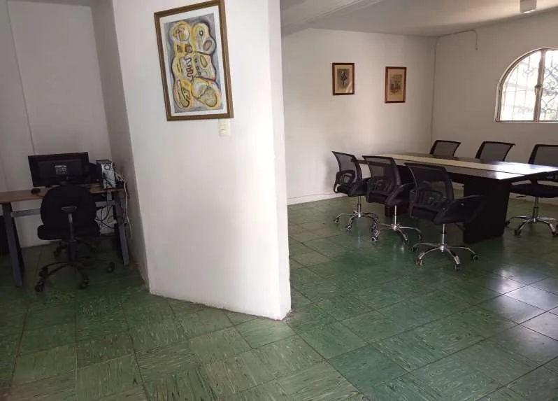 Área de trabajo y sala de juntas de ARTIPAL